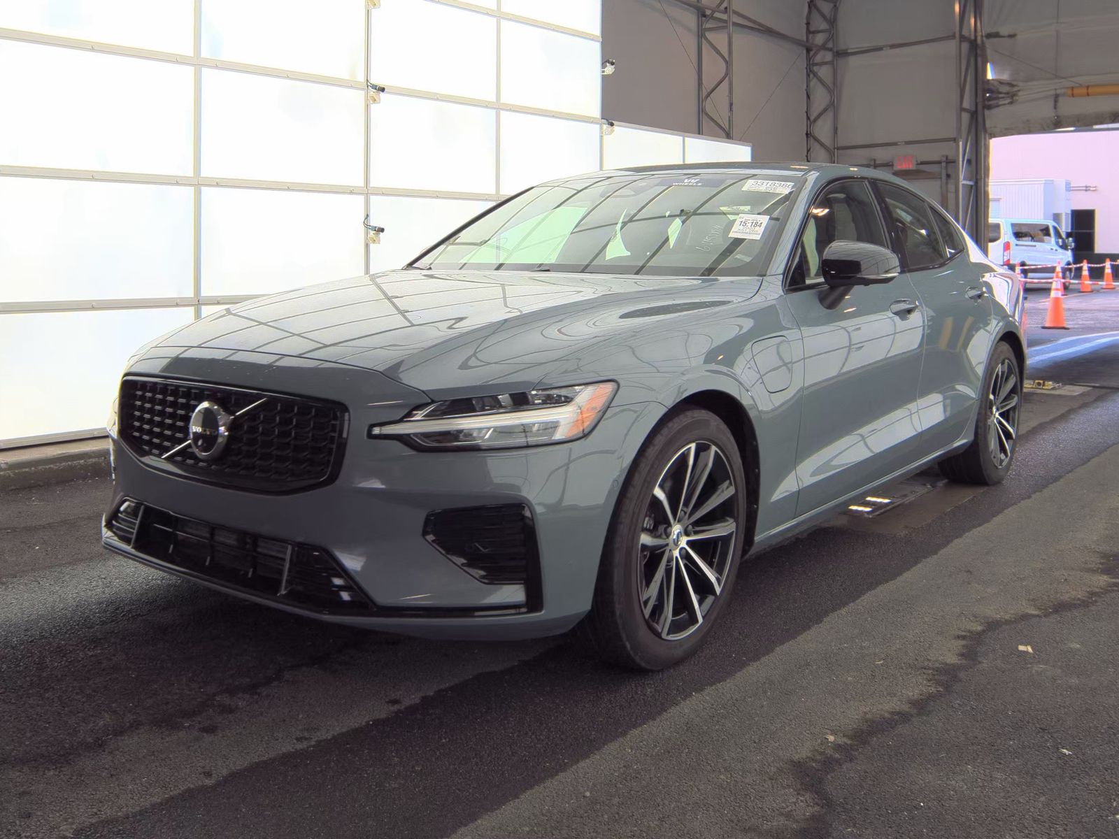 2023 Volvo S60 Recharge T8 Plus AWD