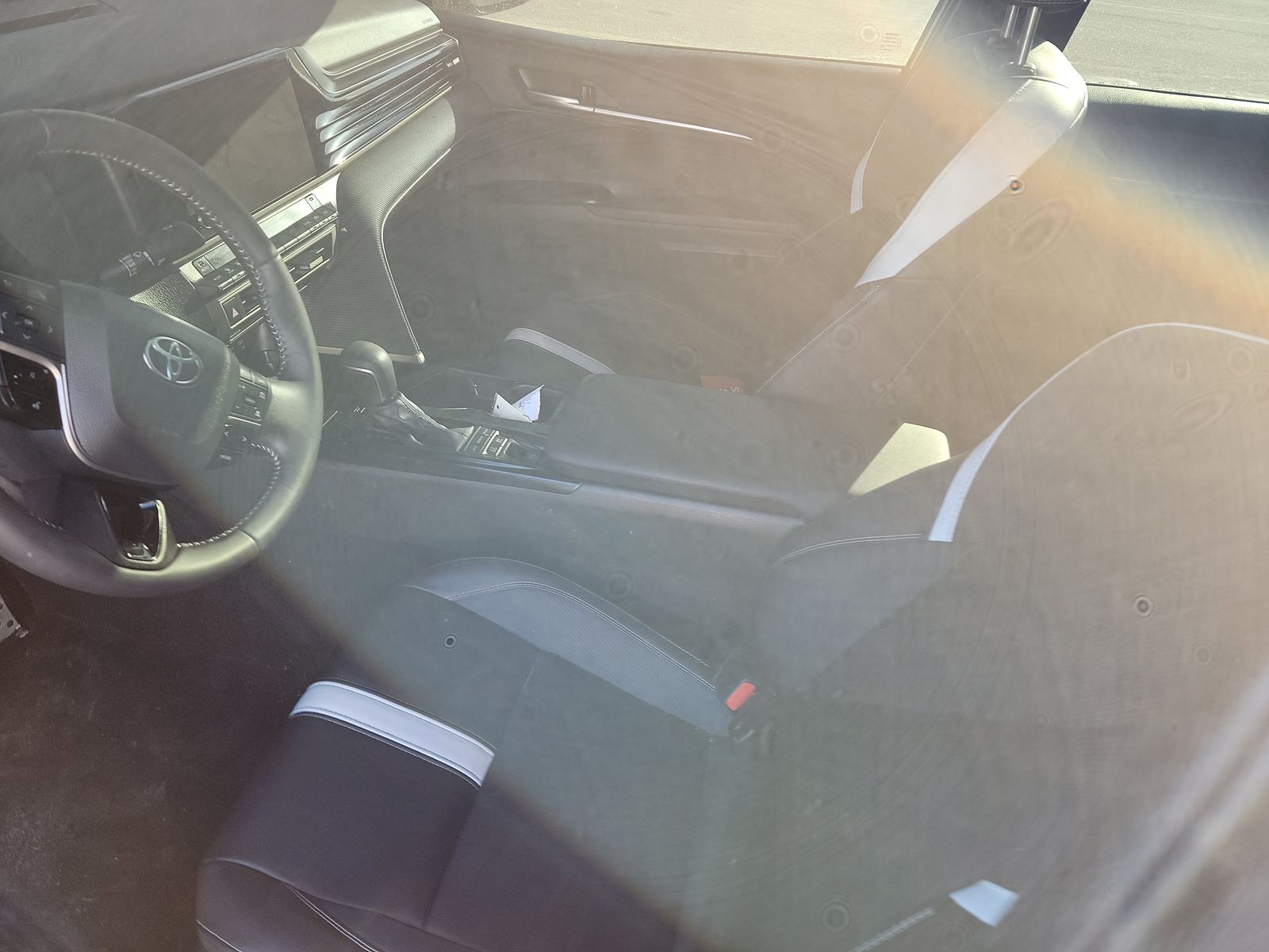 2025 Toyota Camry SE FWD