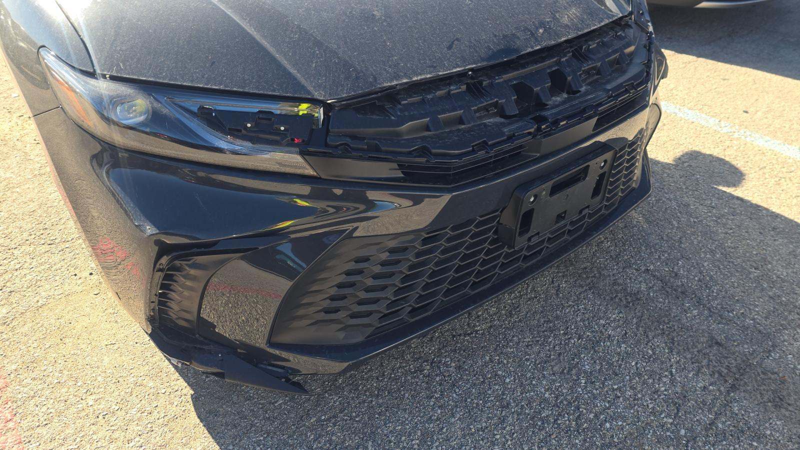 2025 Toyota Camry SE FWD