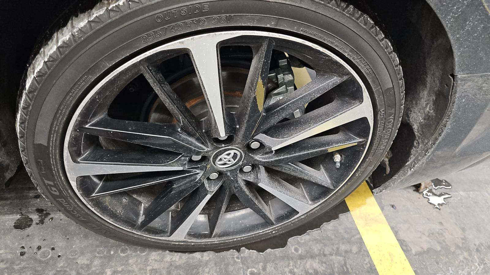 2025 Toyota Camry SE FWD