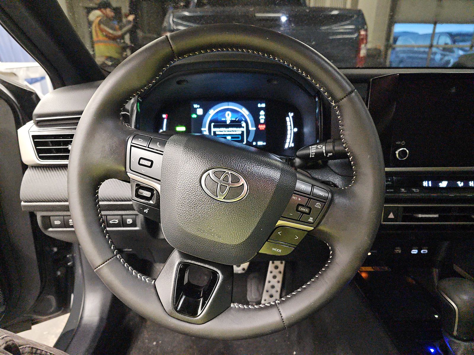 2025 Toyota Camry SE FWD