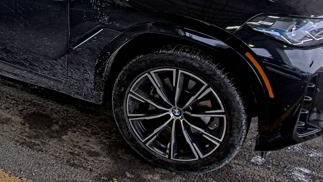 2025 BMW X6 xDrive40i AWD