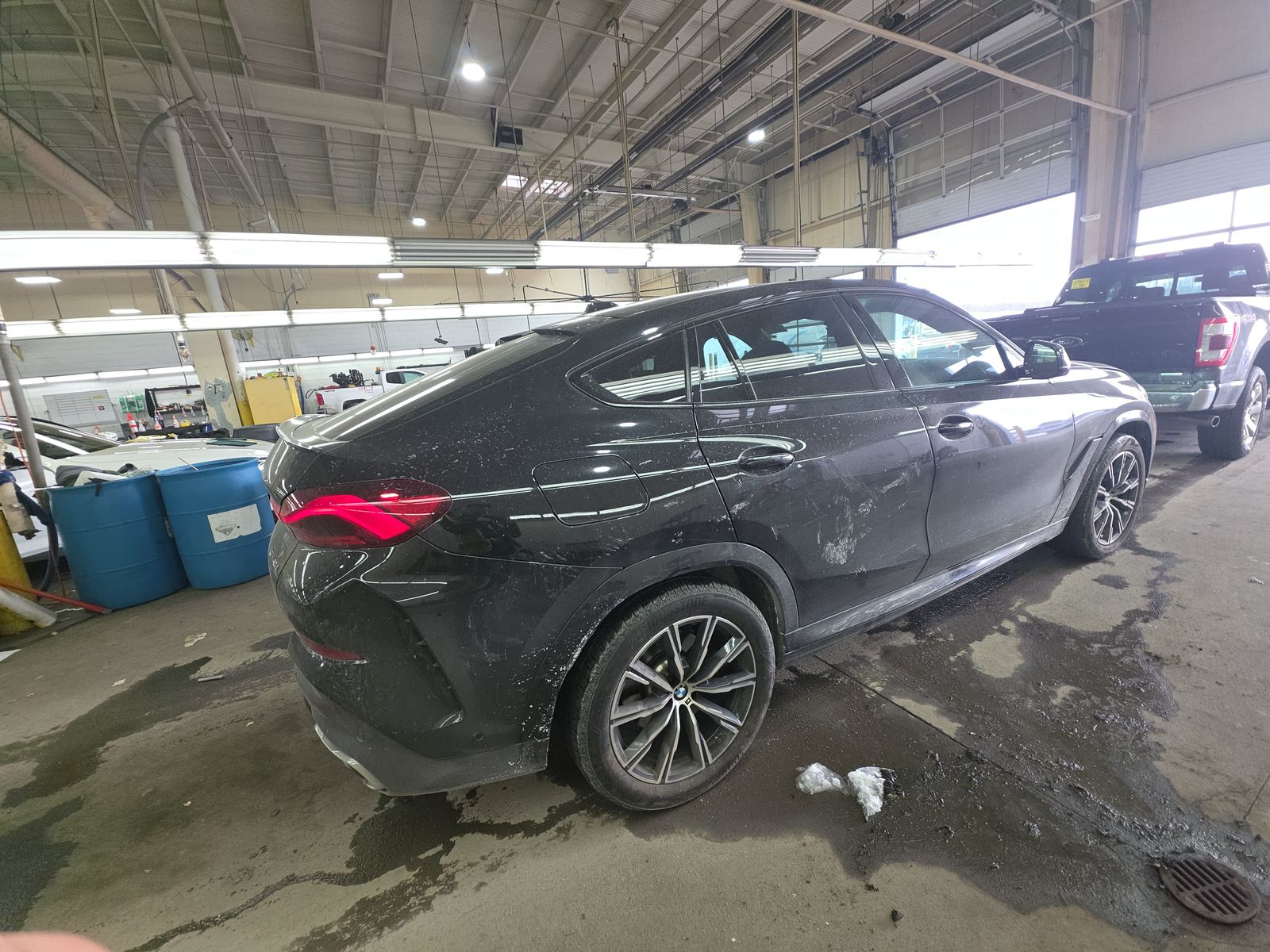 2025 BMW X6 xDrive40i AWD