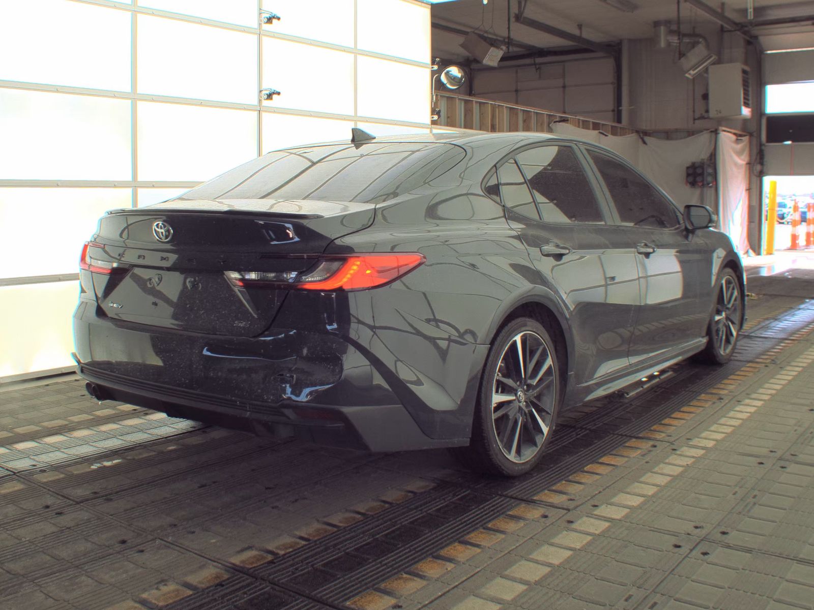 2025 Toyota Camry SE FWD