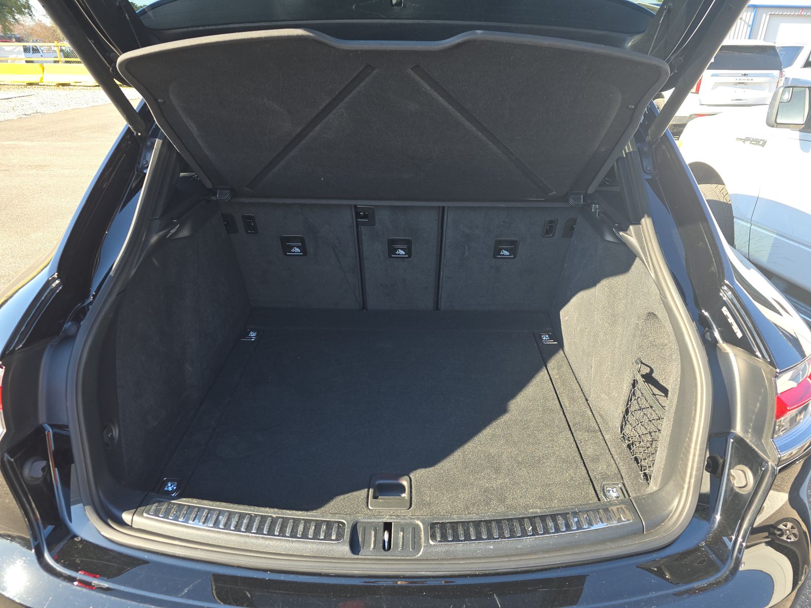 2022 Porsche Macan S AWD