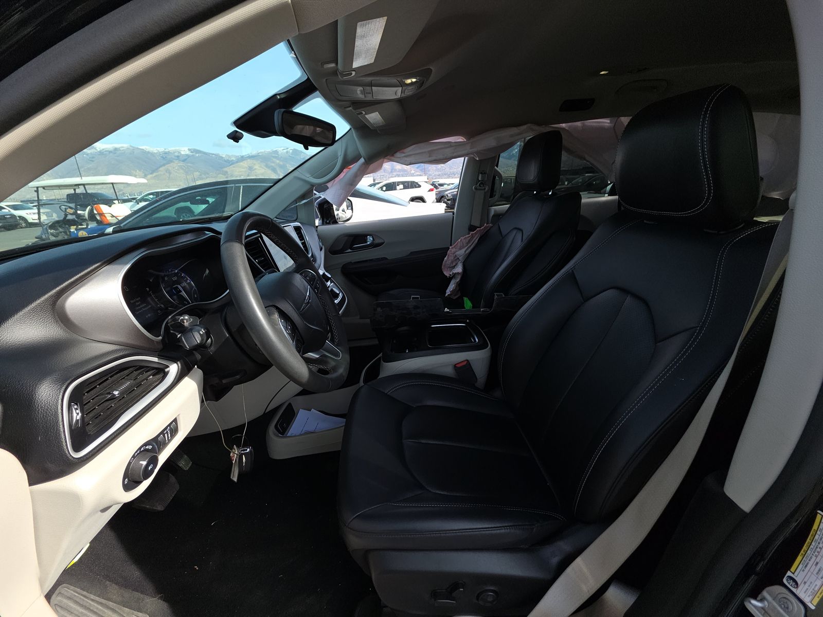 2024 Chrysler Pacifica Touring L FWD