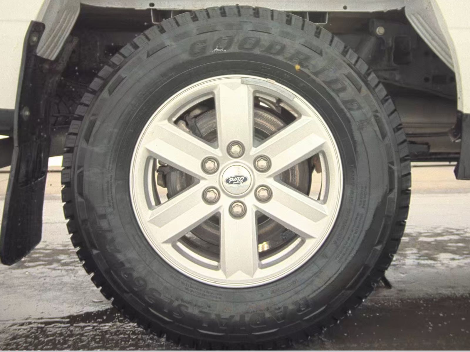 2023 Ford F-150 XLT AWD