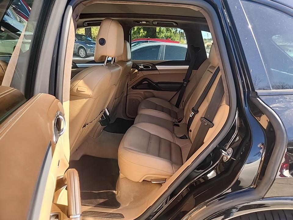 2017 Porsche Cayenne GTS AWD