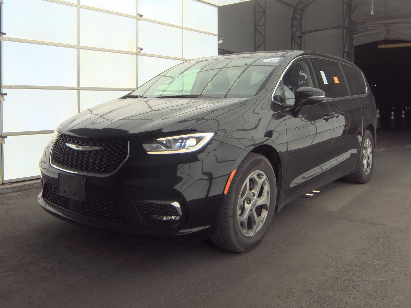 2024 Chrysler Pacifica Limited FWD