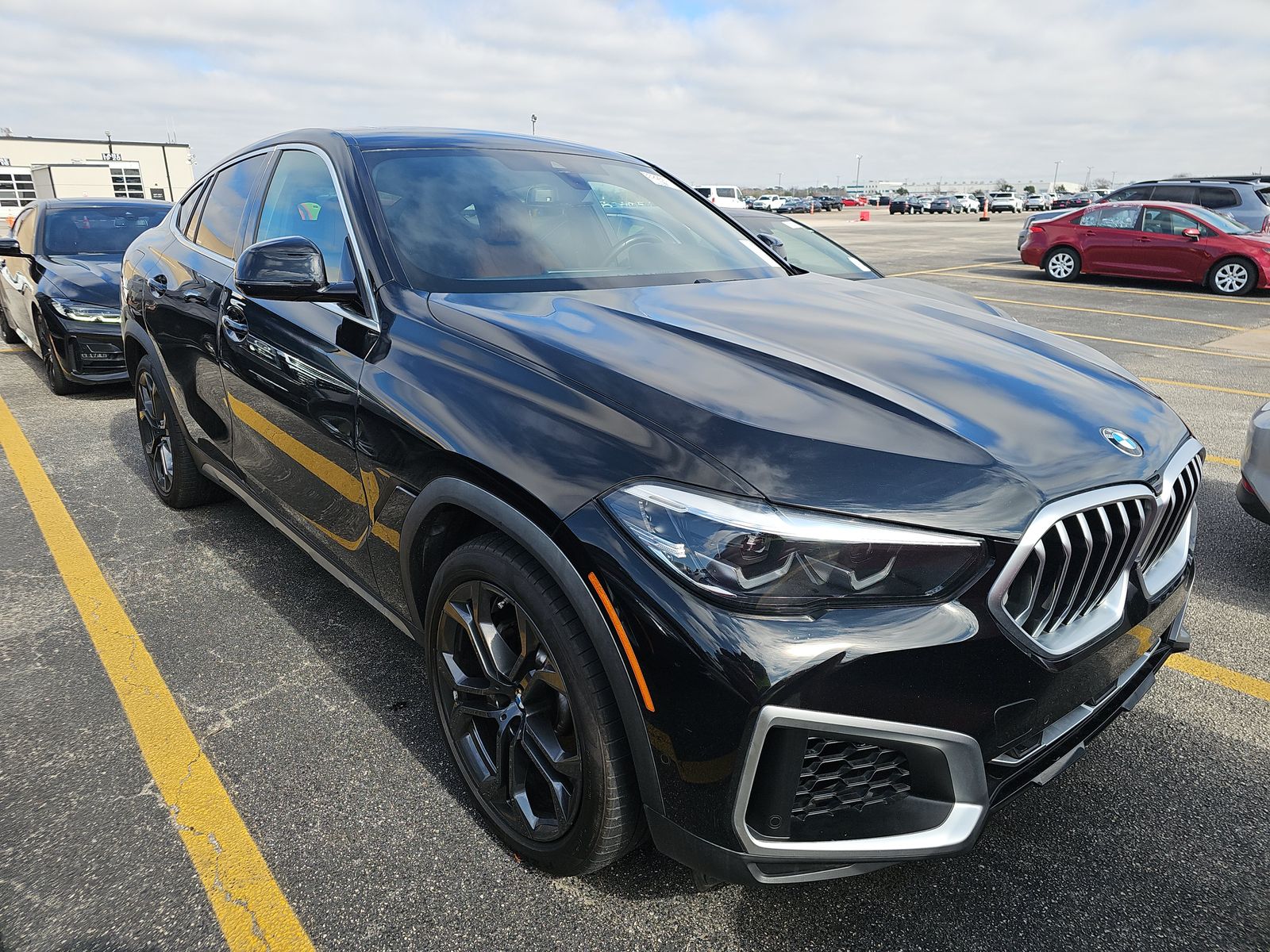 2022 BMW X6 xDrive40i AWD