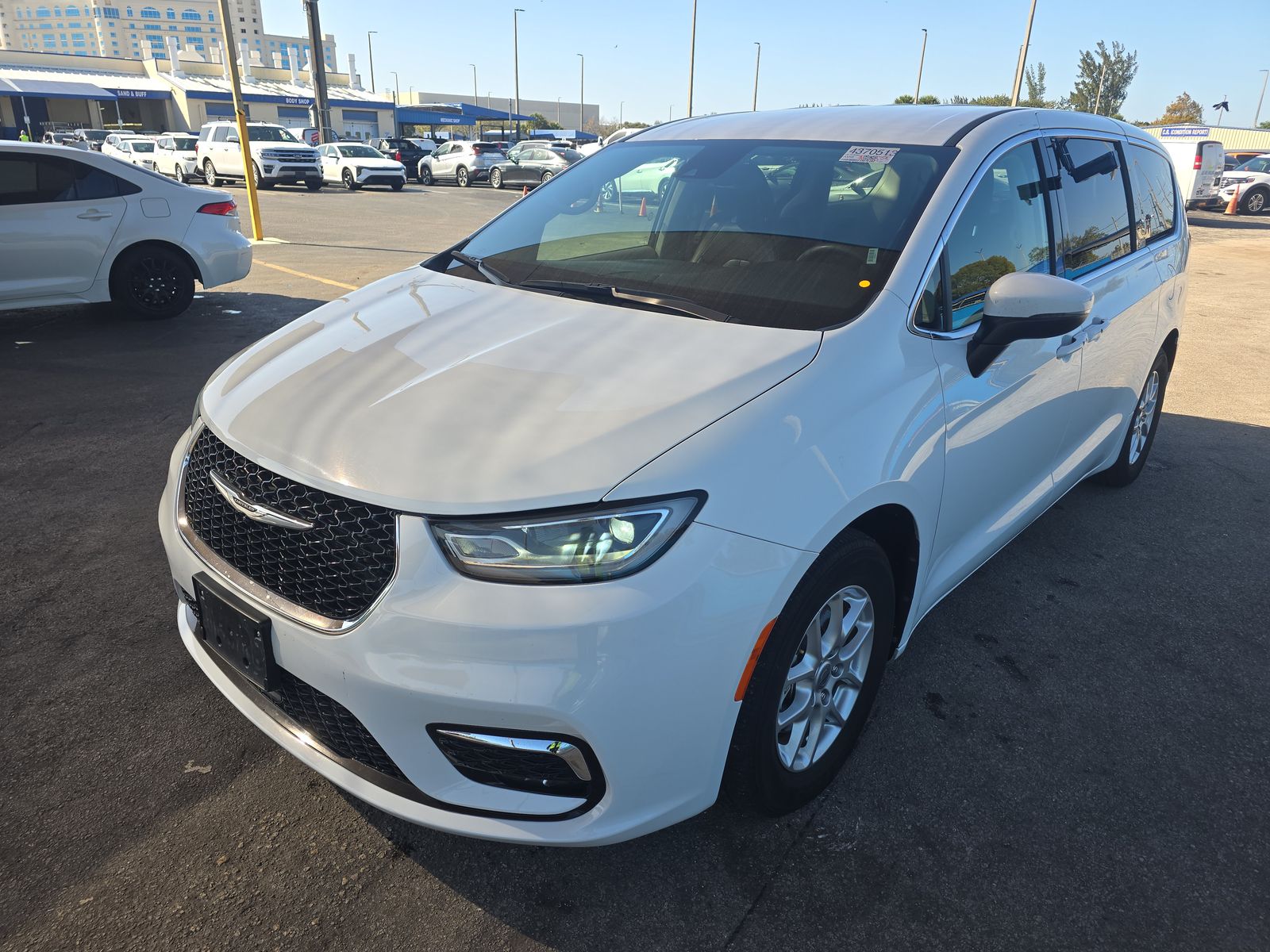 2023 Chrysler Pacifica Touring L FWD