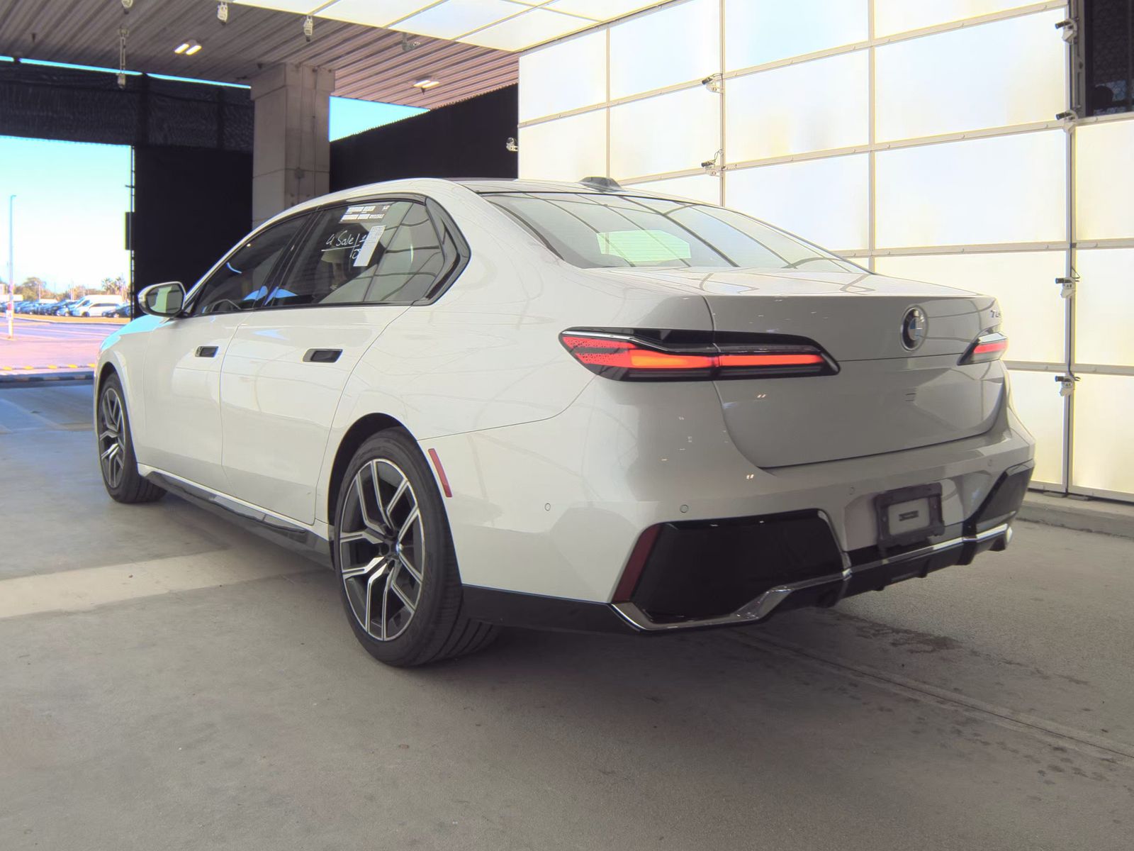 2025 BMW 7 Series 740i RWD