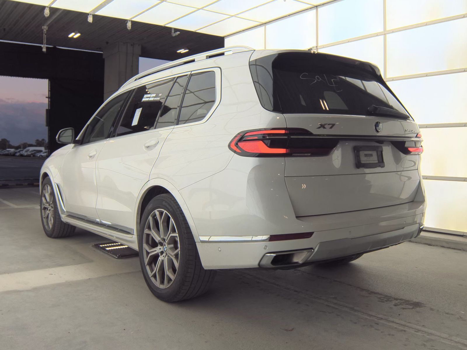 2025 BMW X7 xDrive40i AWD