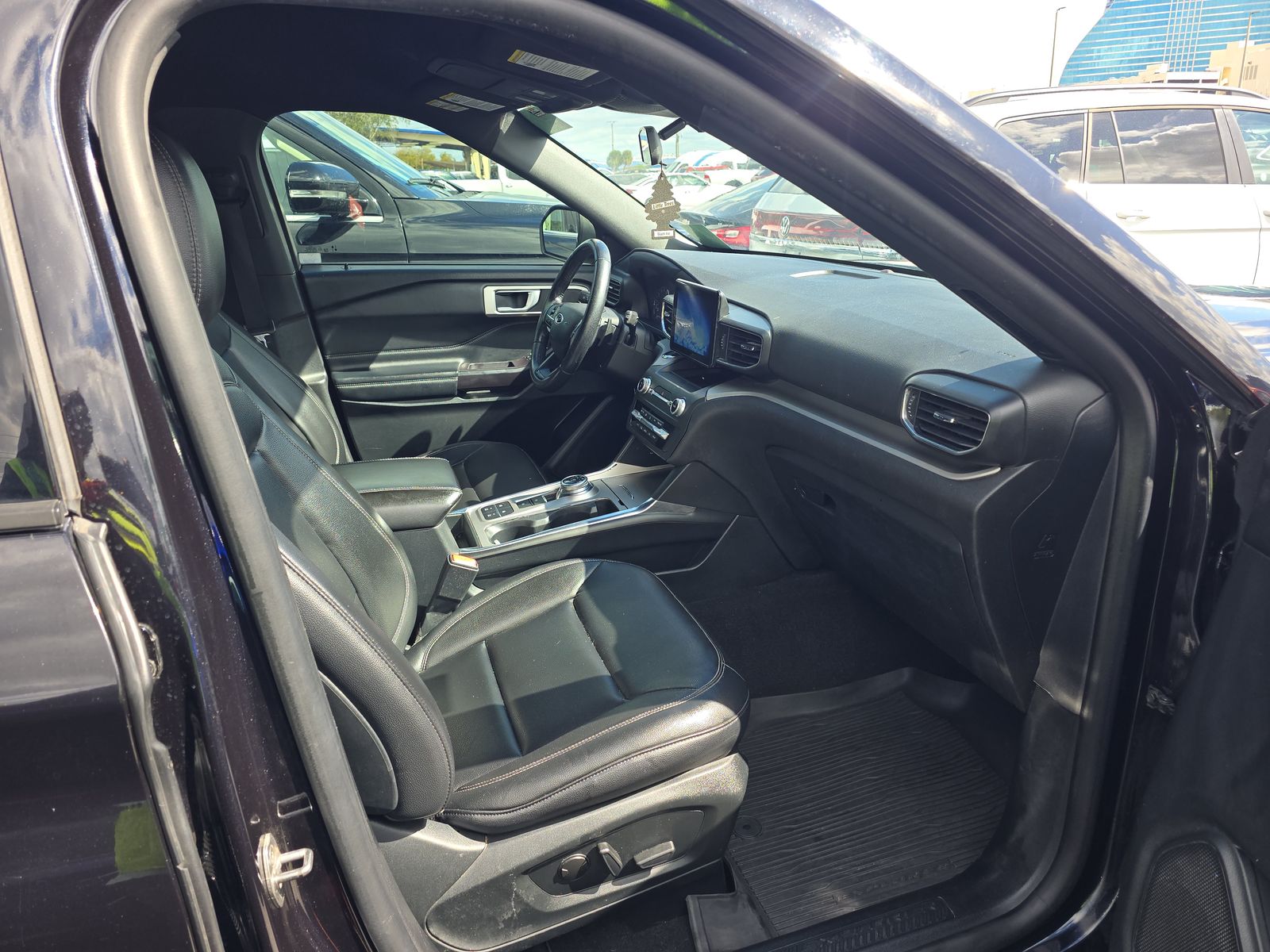 2020 Ford Explorer XLT RWD