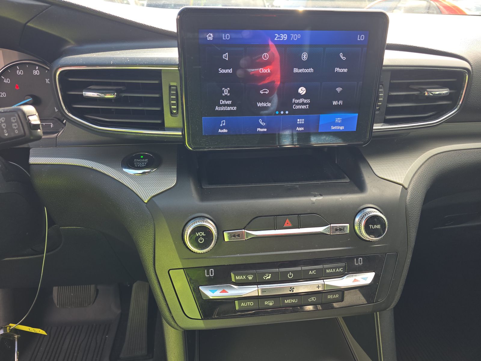2020 Ford Explorer XLT RWD