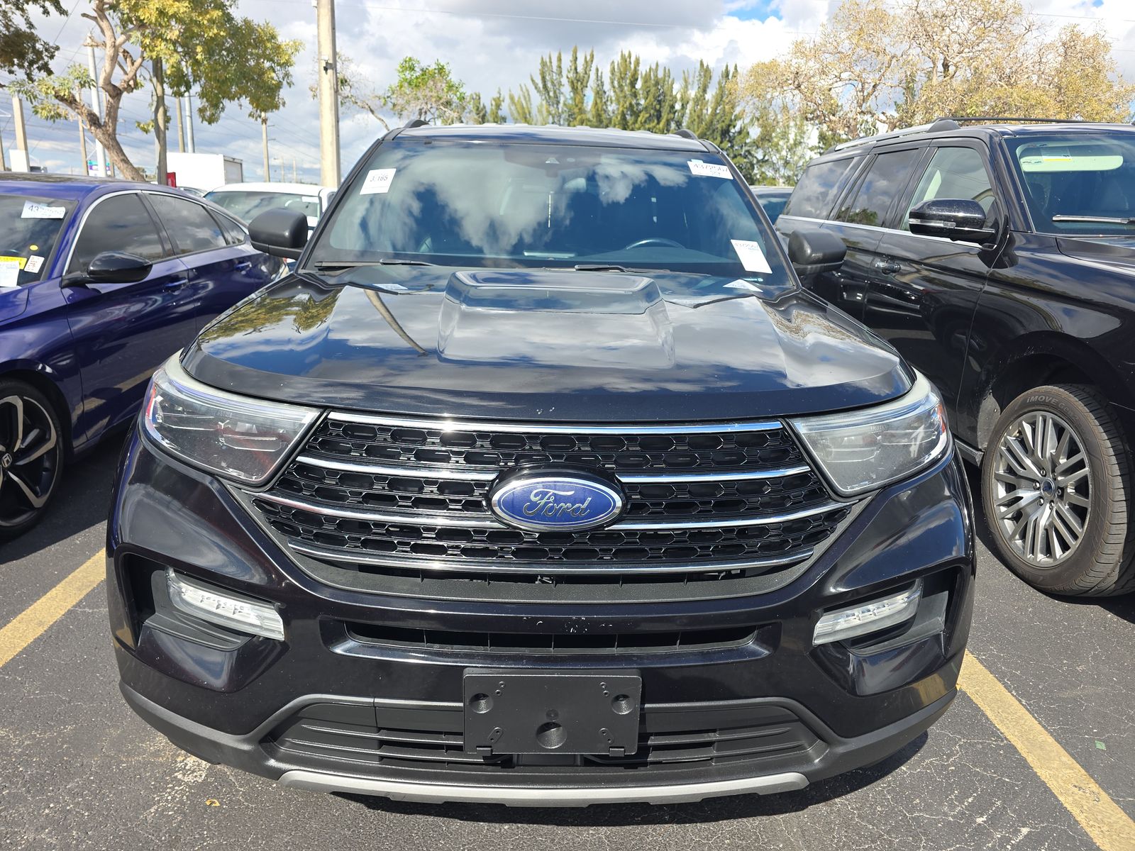2020 Ford Explorer XLT RWD