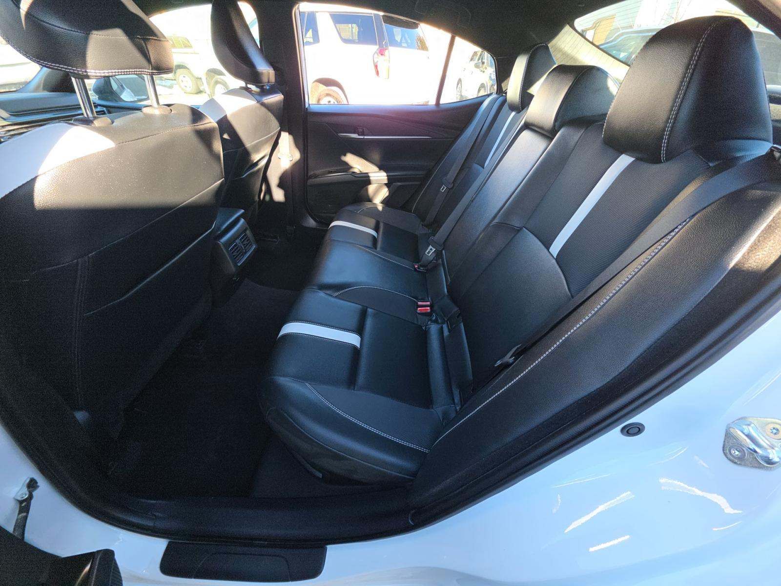 2025 Toyota Camry SE FWD