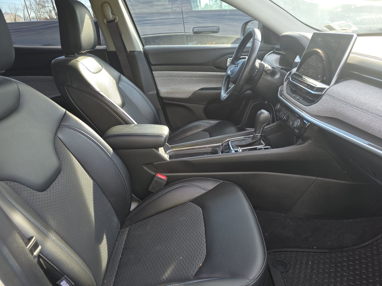 2022 Jeep Compass Latitude AWD