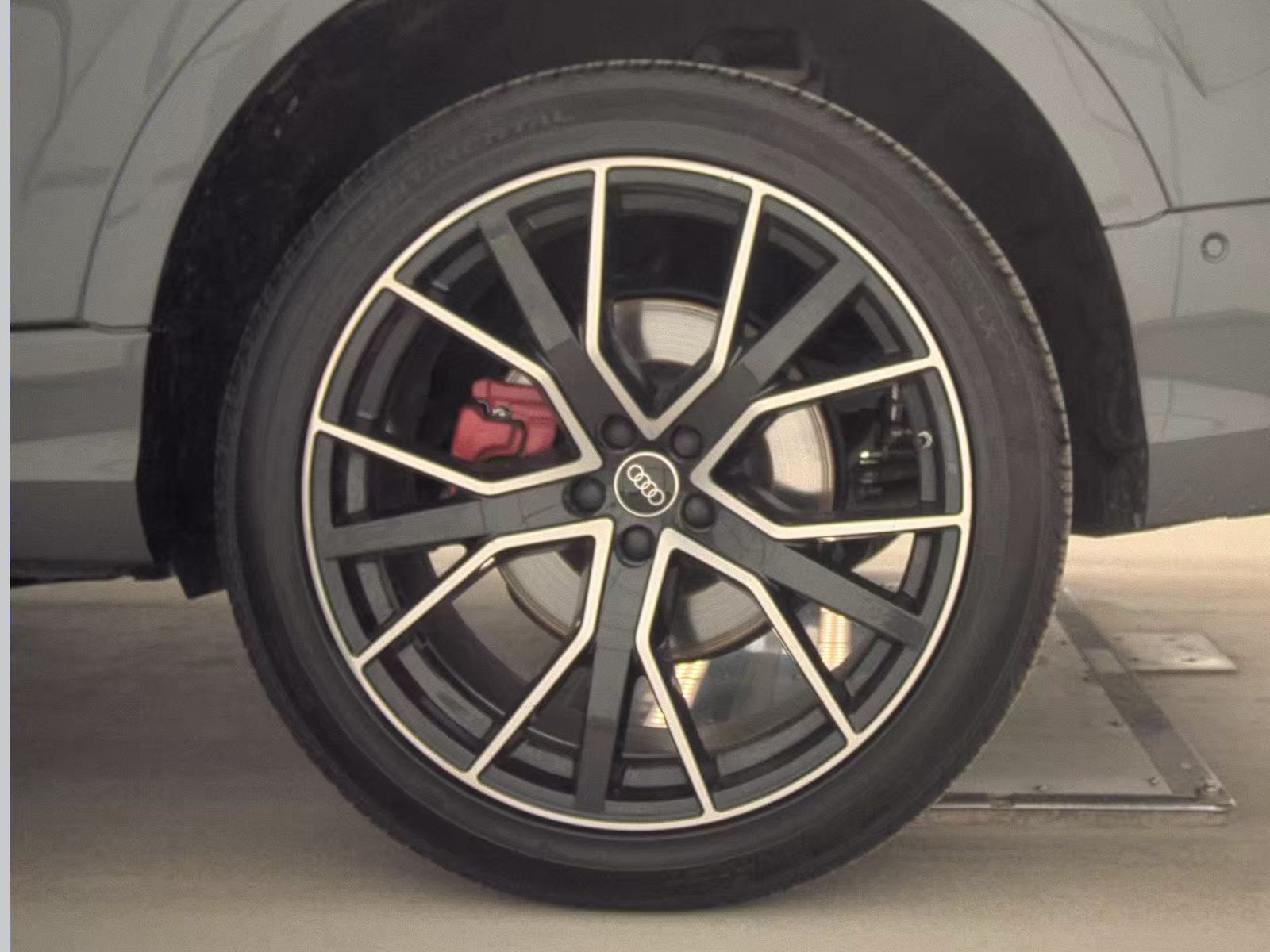 2023 Audi Q8 Premium Plus AWD