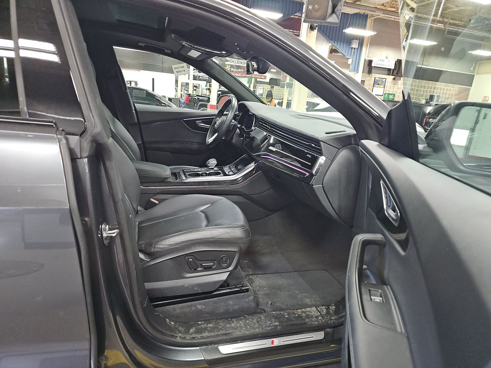 2023 Audi Q8 Premium Plus AWD