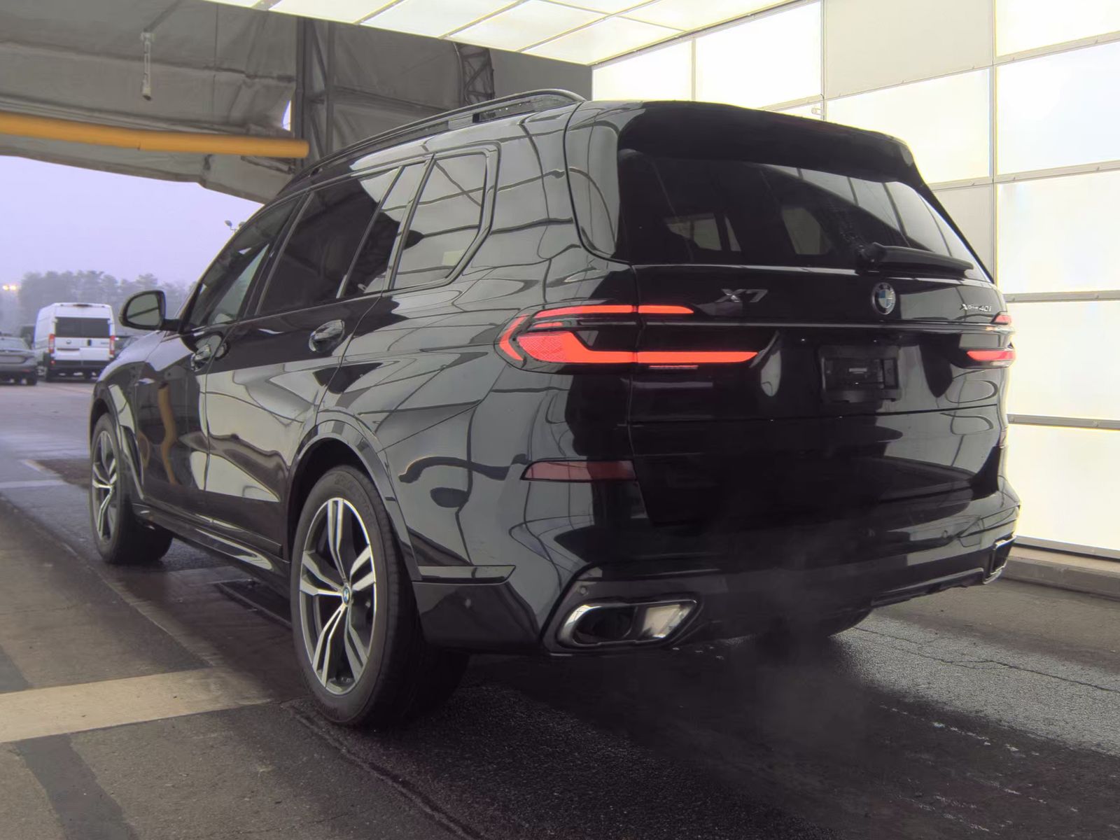 2023 BMW X7 xDrive40i AWD