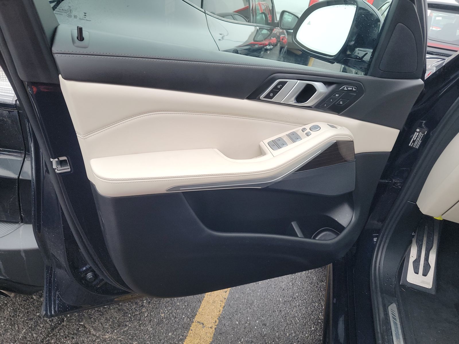 2023 BMW X7 xDrive40i AWD