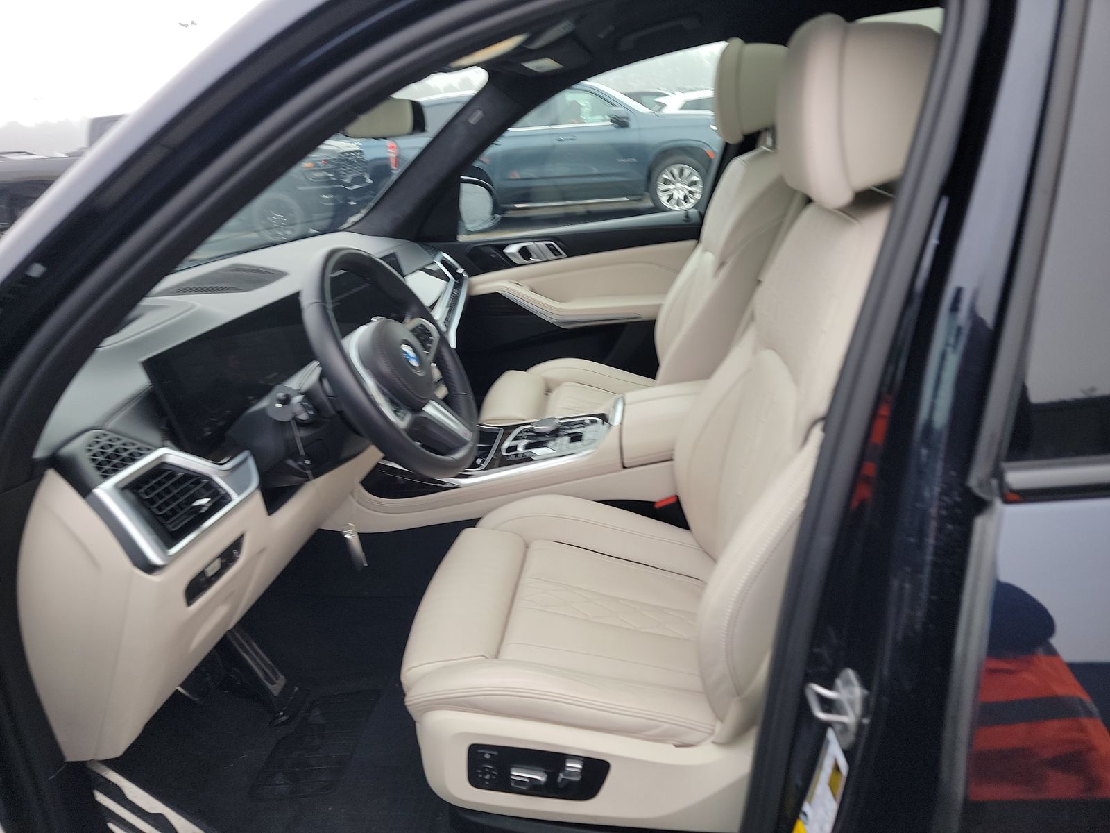 2023 BMW X7 xDrive40i AWD