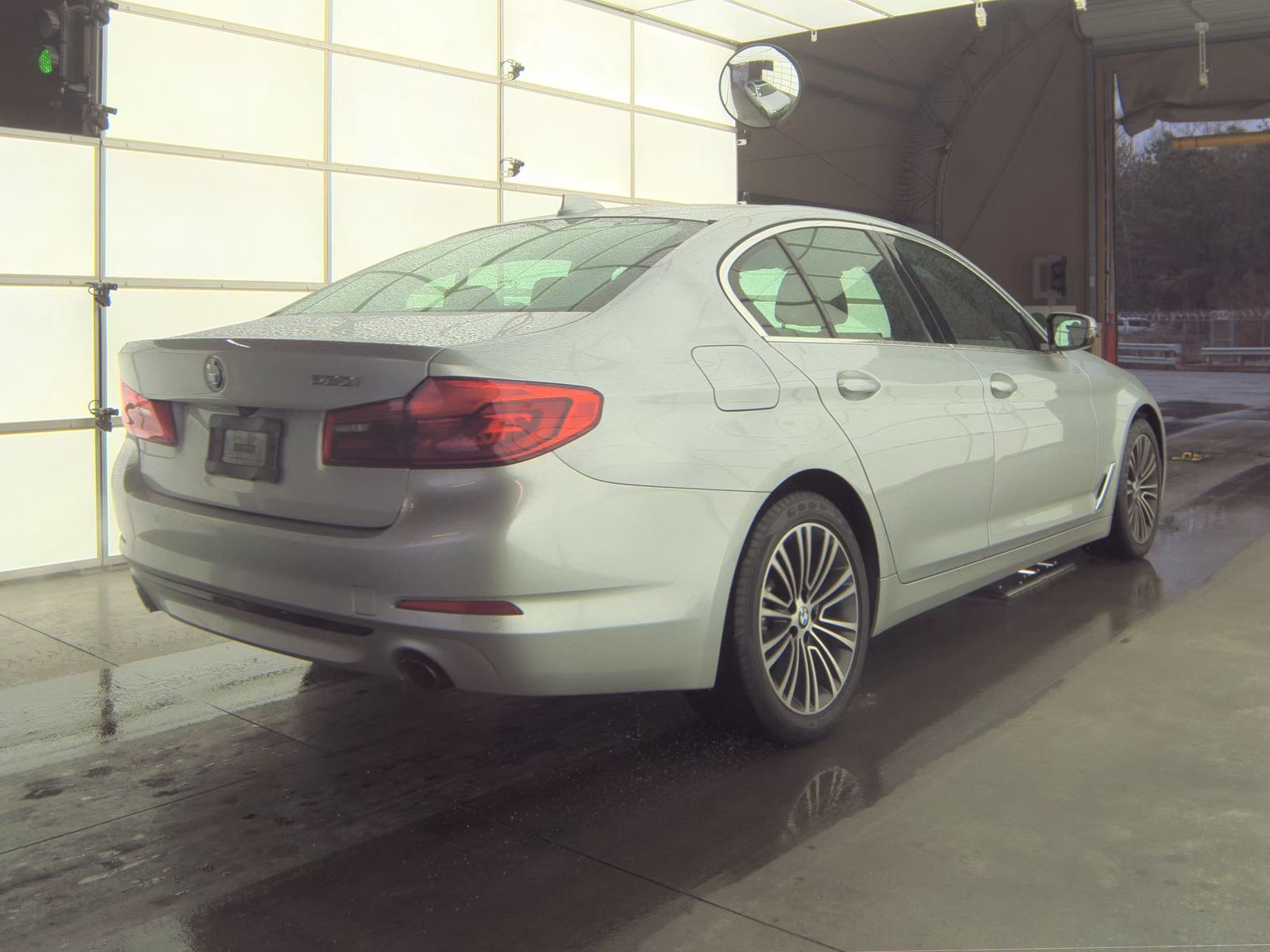 2019 BMW 5 Series 530i RWD