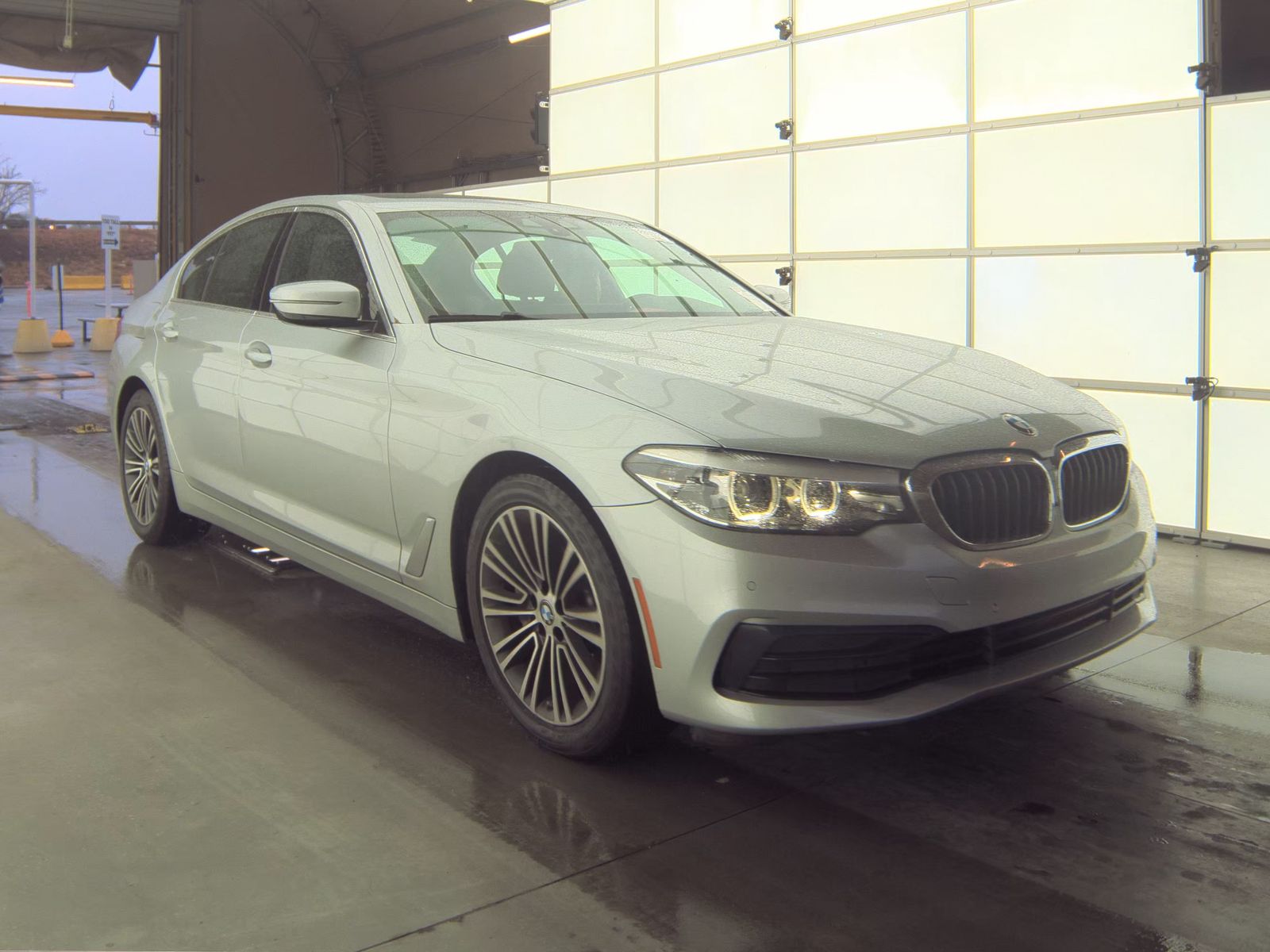 2019 BMW 5 Series 530i RWD