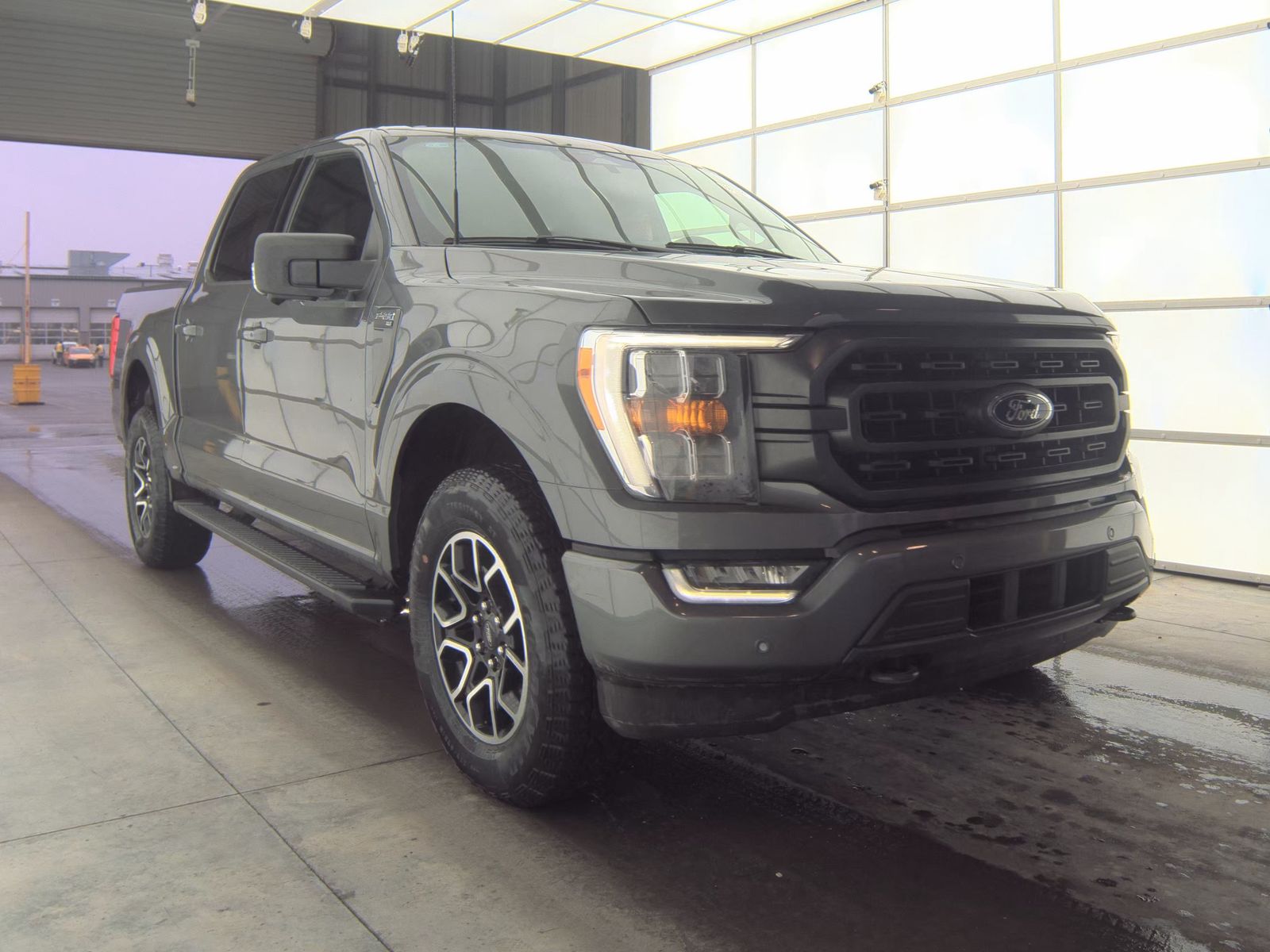 2023 Ford F-150 XLT AWD