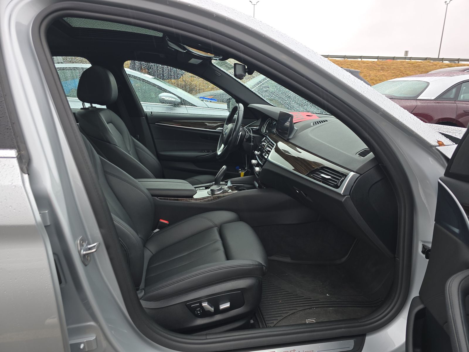 2019 BMW 5 Series 530i RWD