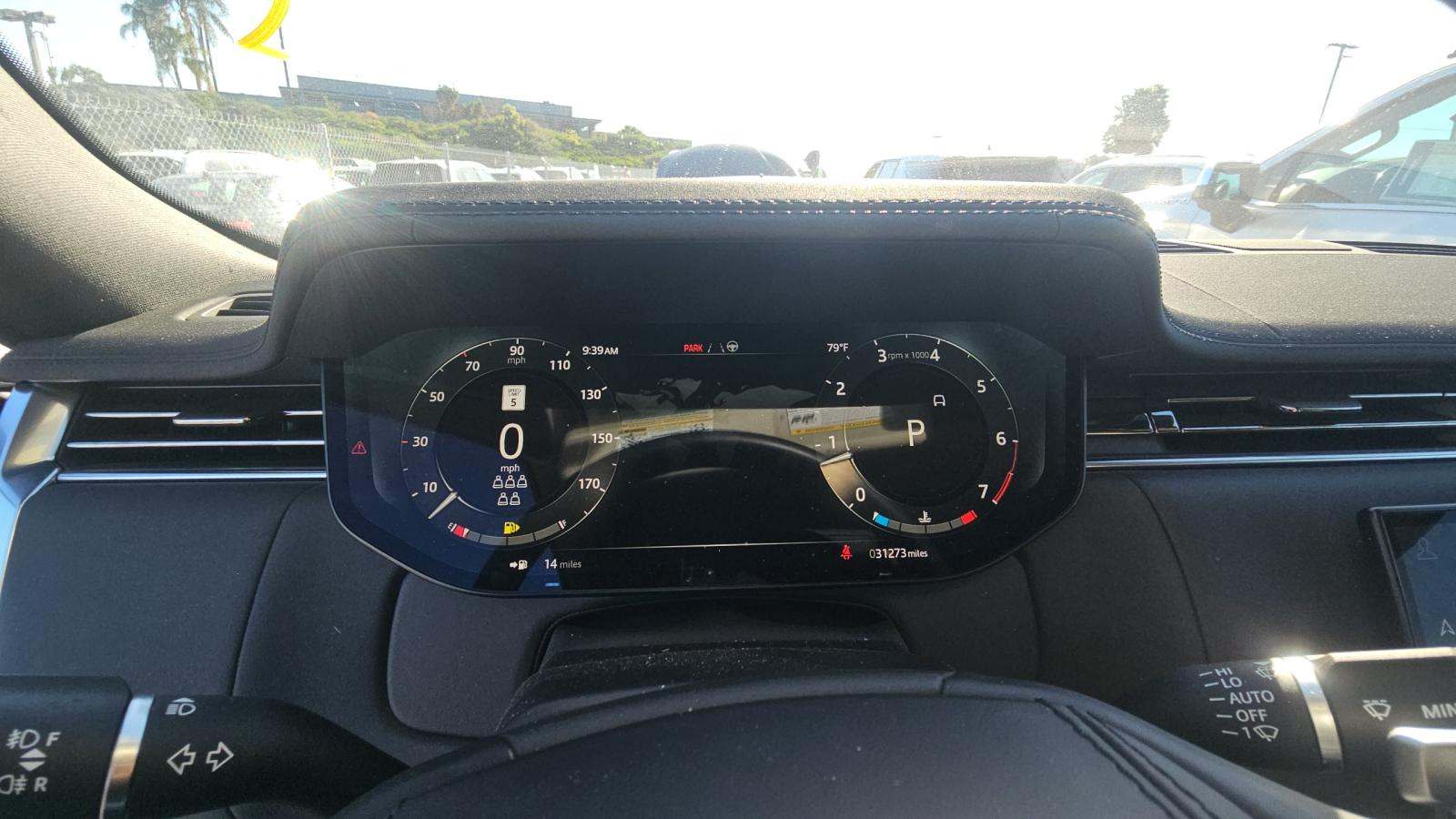 2023 Land Rover Range Rover SE LWB AWD