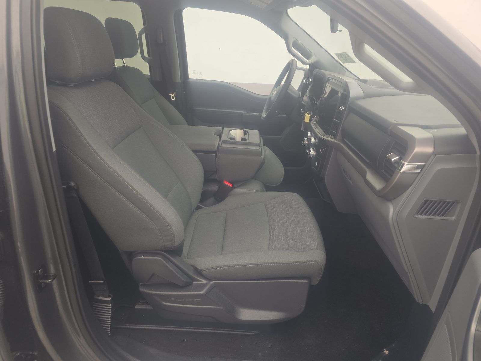 2025 Ford F-150 XLT AWD