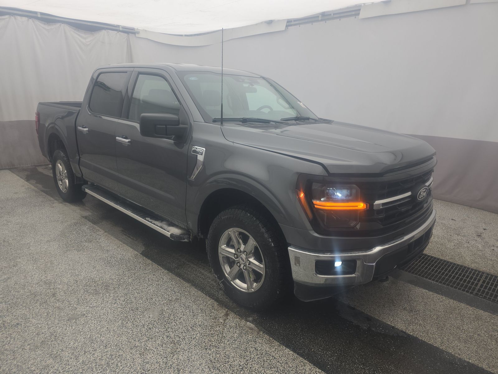 2025 Ford F-150 XLT AWD