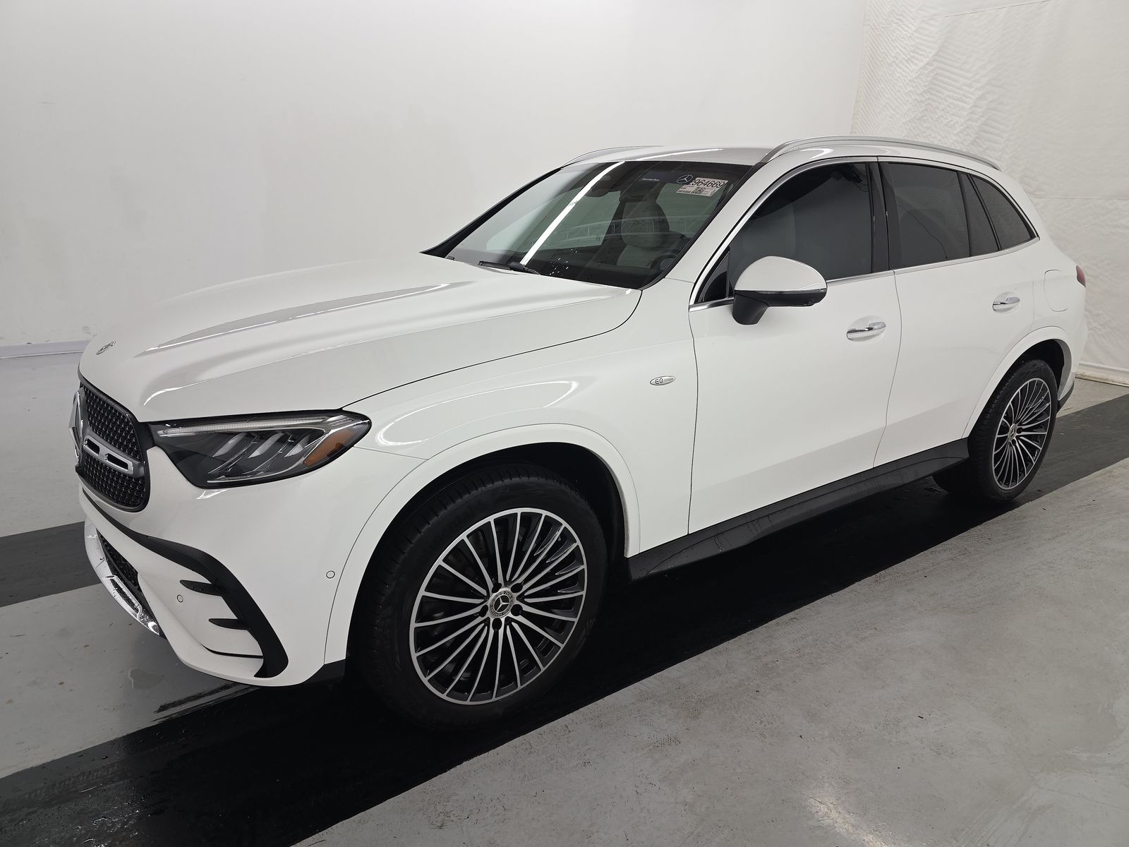 MERCEDES-BENZ GLC - 1