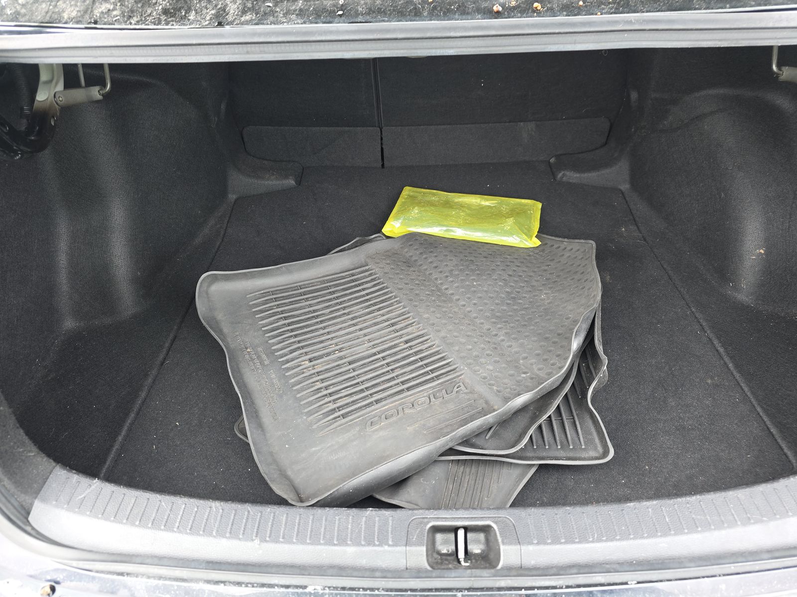 2023 Toyota Corolla Hybrid SE FWD