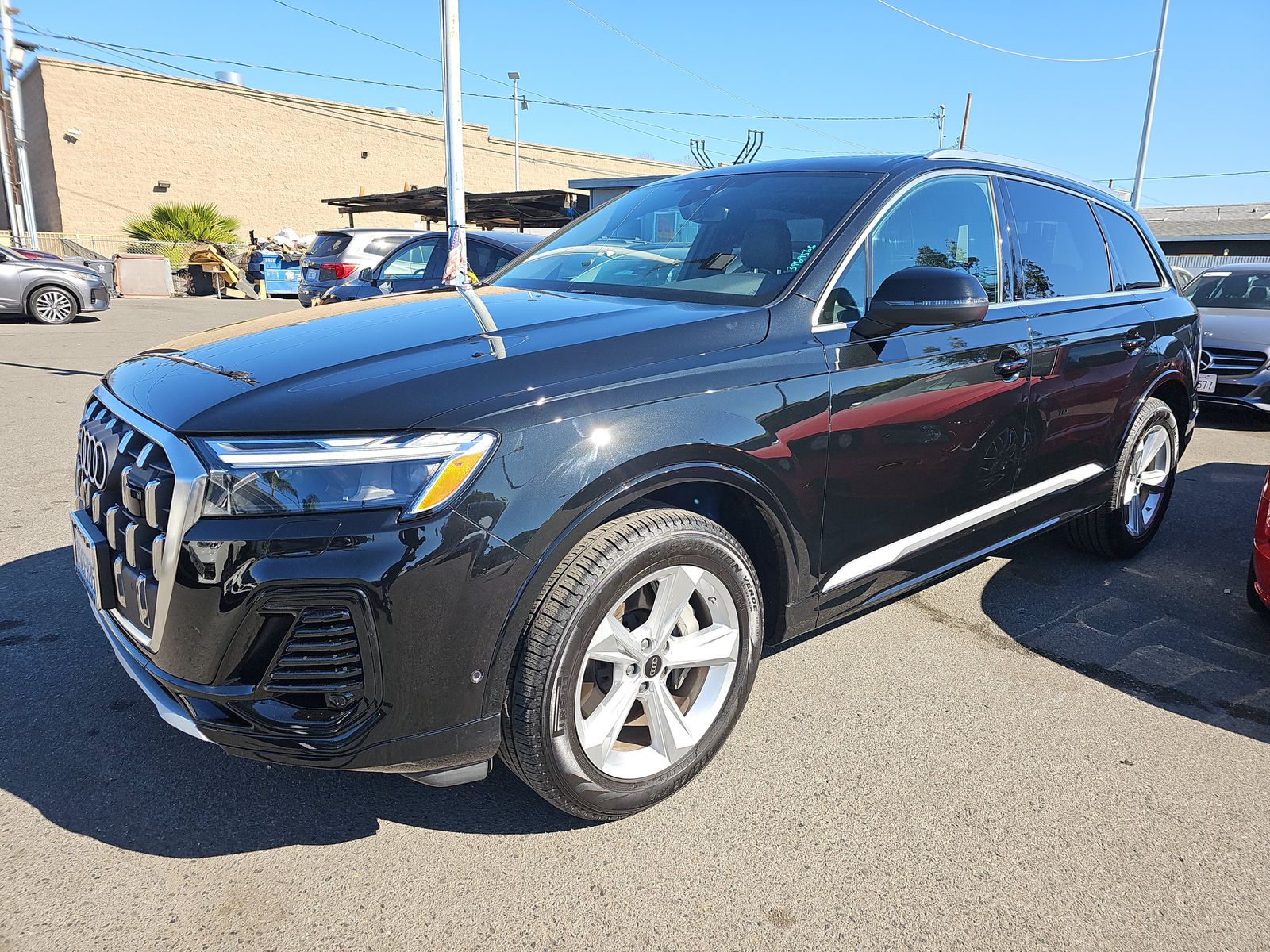 2025 Audi Q7 Premium AWD