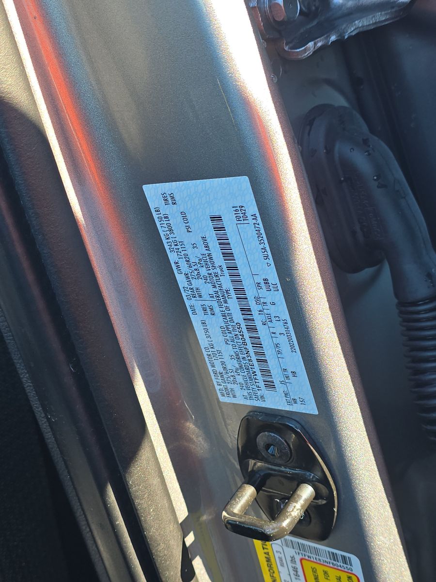 2022 Ford F-150 Lariat AWD