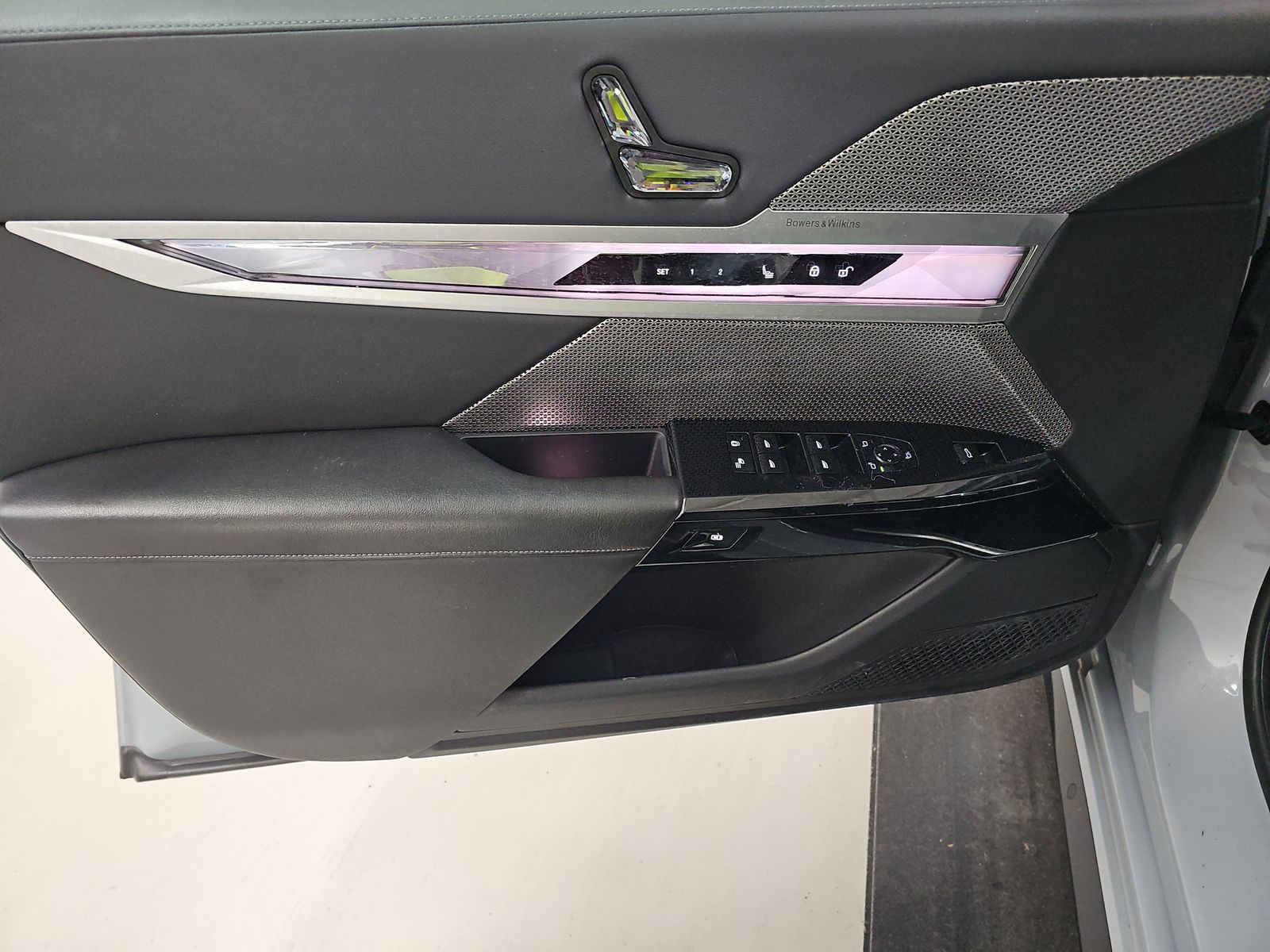 2023 BMW 7 Series 740i RWD