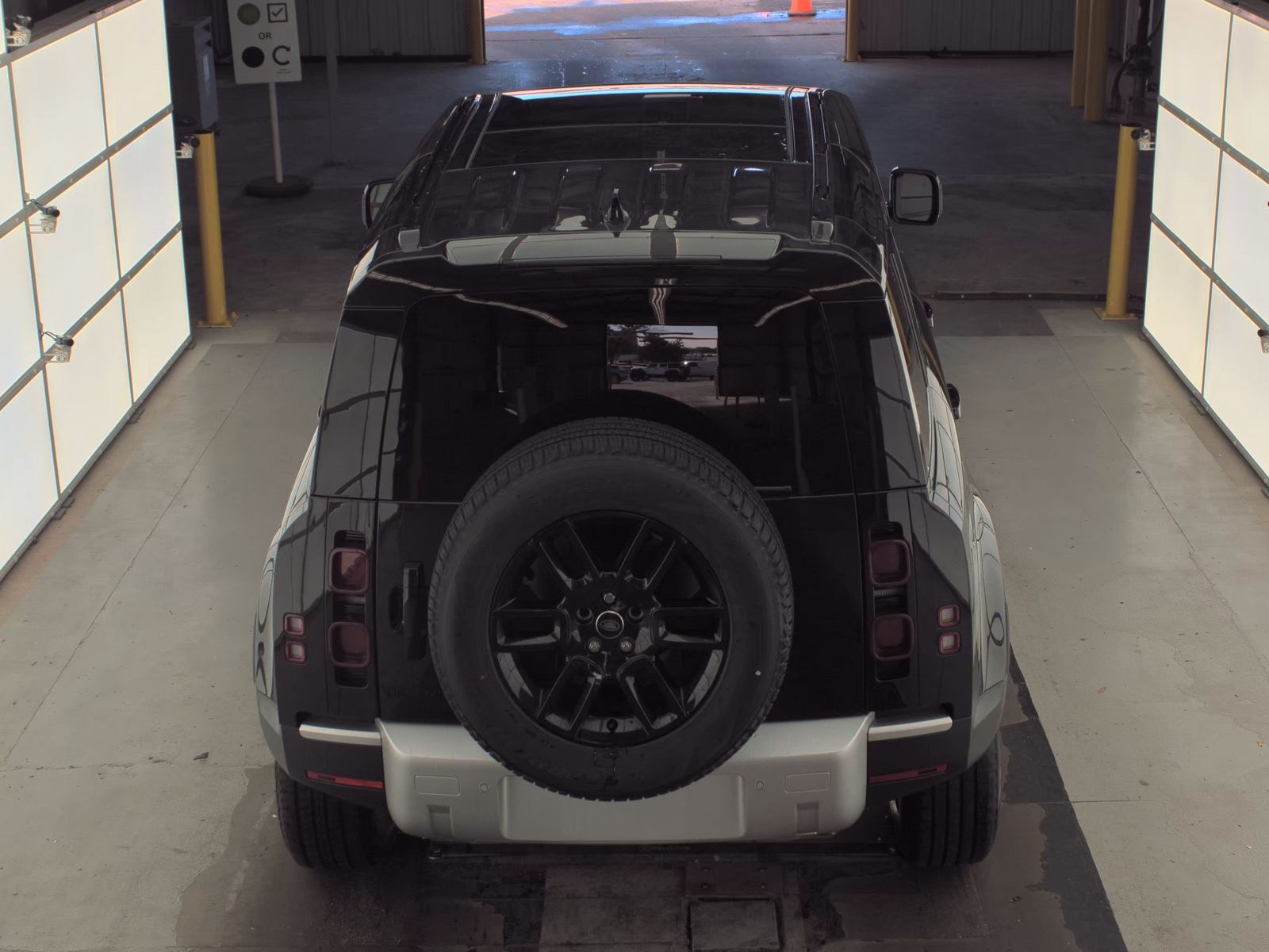 2025 Land Rover Defender 110 S AWD