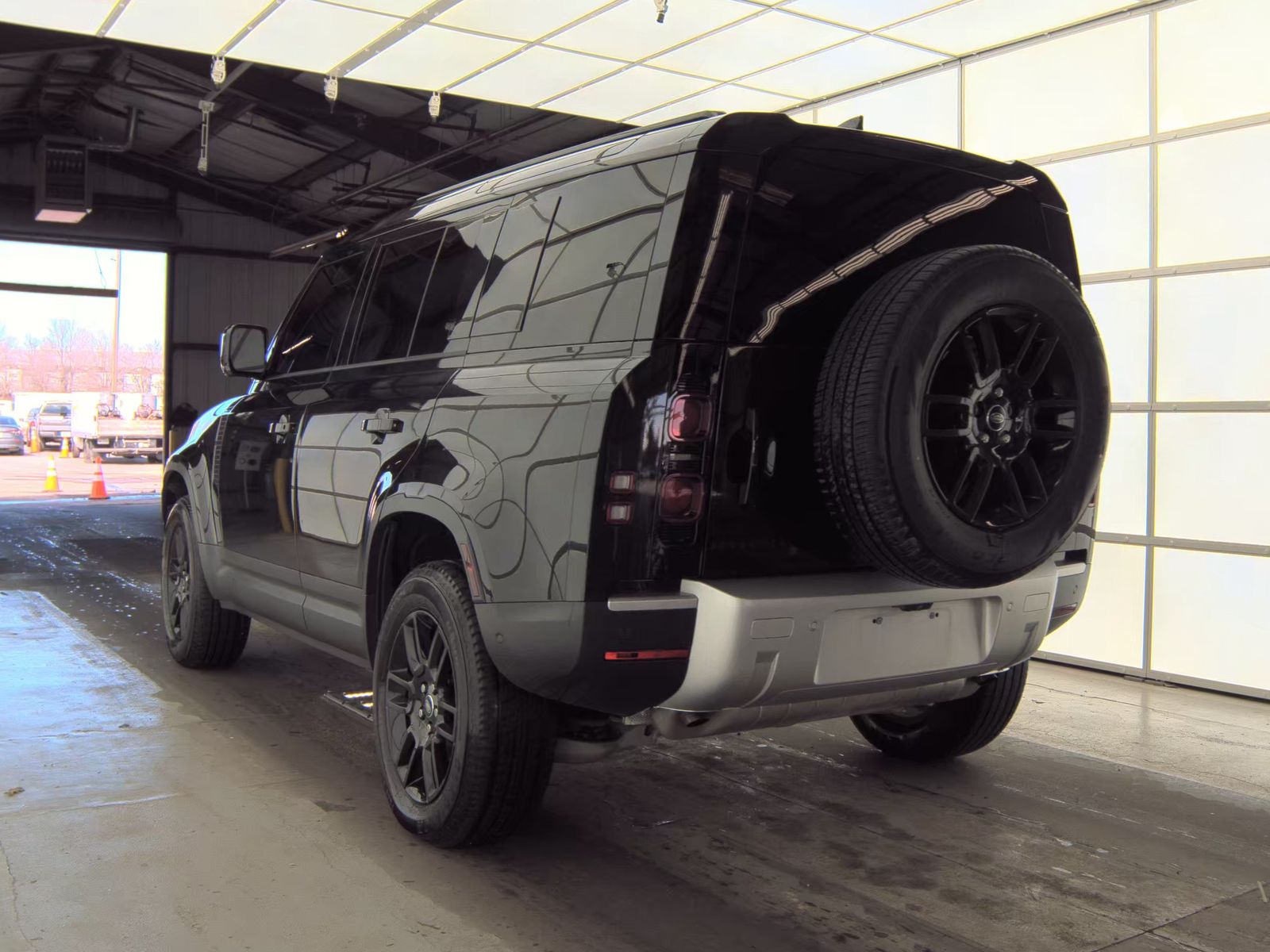2025 Land Rover Defender 110 S AWD