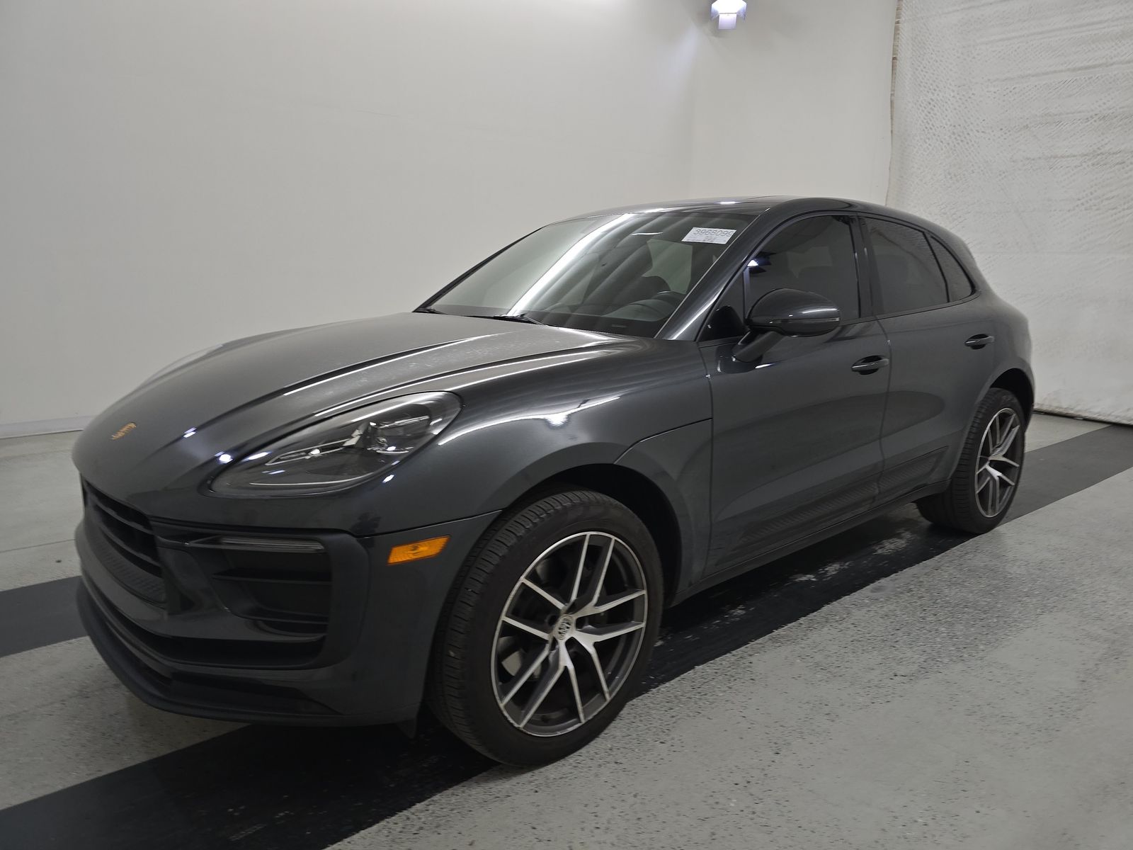 2022 Porsche Macan Base AWD