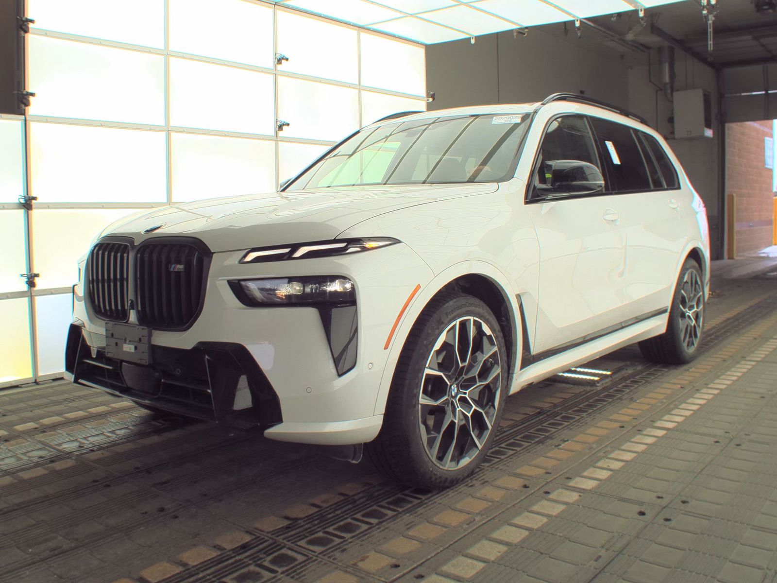 2026 BMW X7 M60i AWD