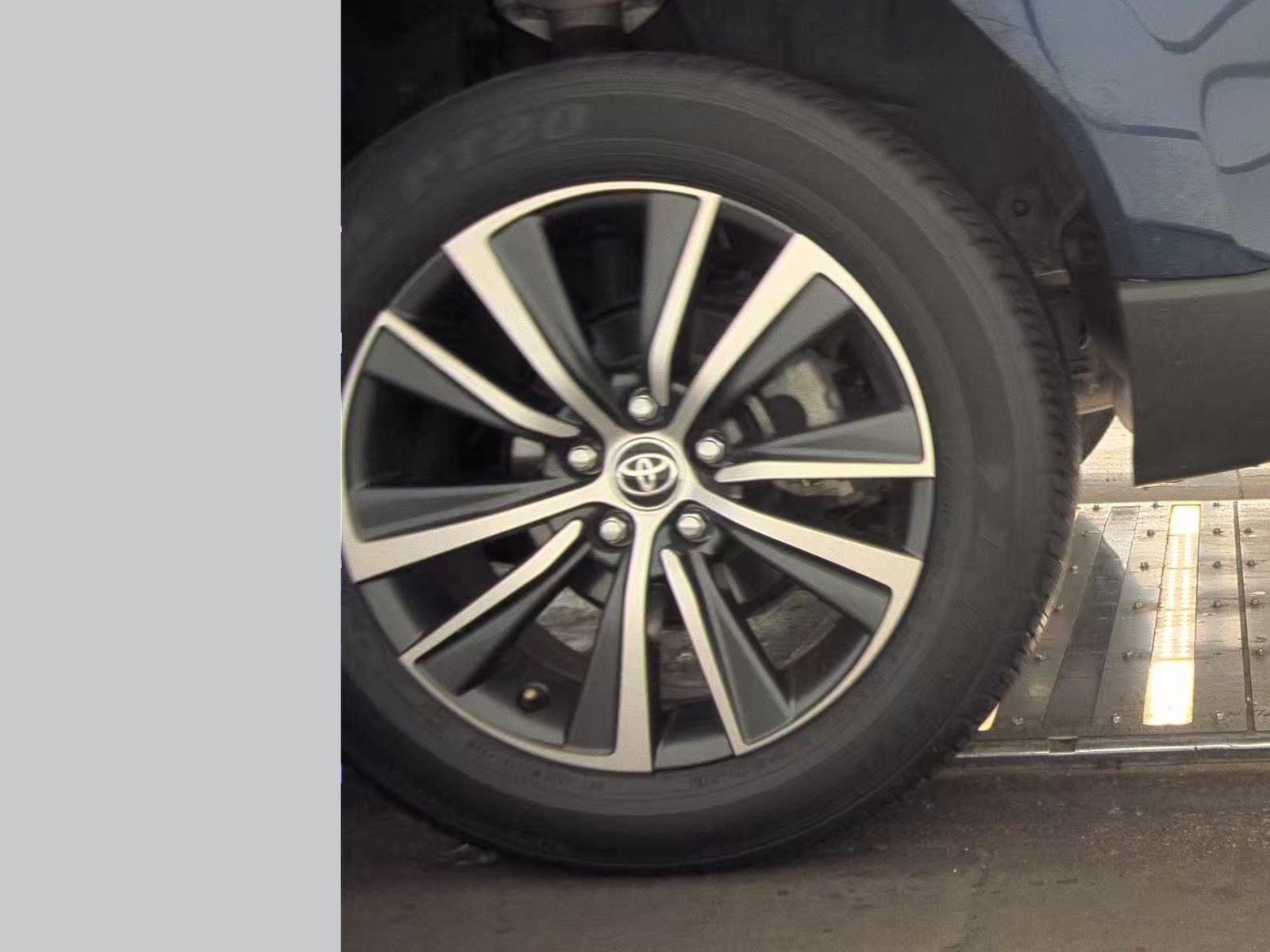 2023 Toyota Venza LE AWD