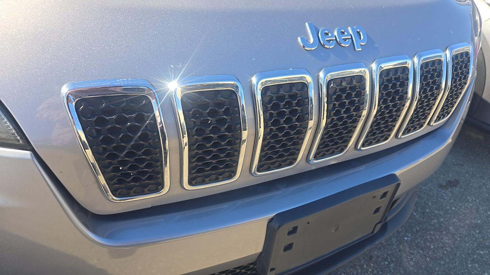 2019 Jeep Cherokee Latitude AWD