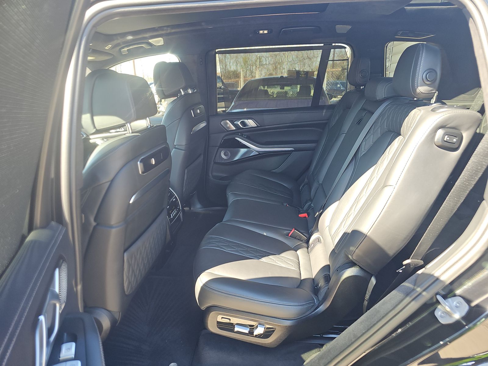 2025 BMW X7 ALPINA XB7 AWD