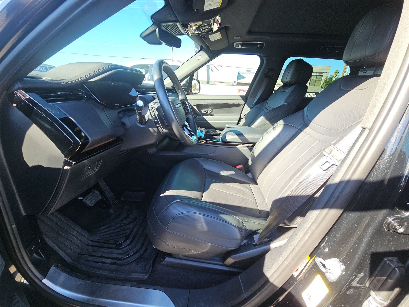 2023 Land Rover Range Rover Sport SE AWD