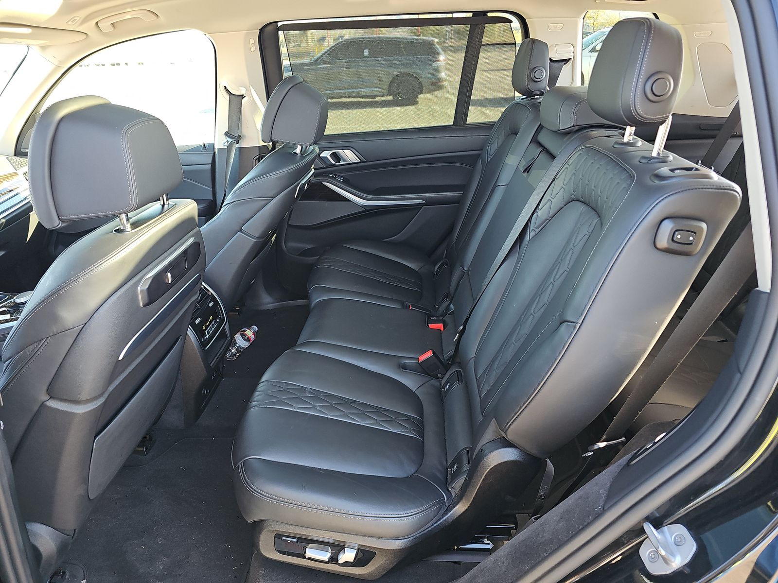 2025 BMW X7 xDrive40i AWD