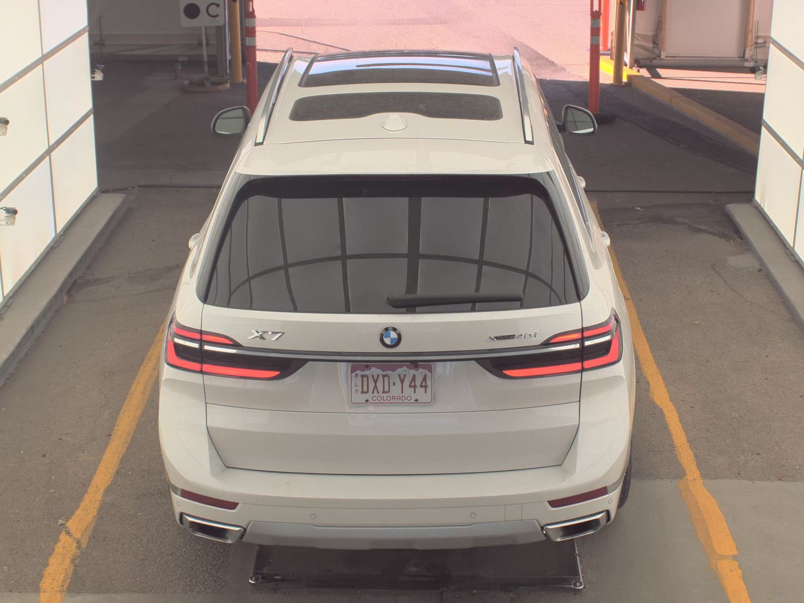 2025 BMW X7 xDrive40i AWD