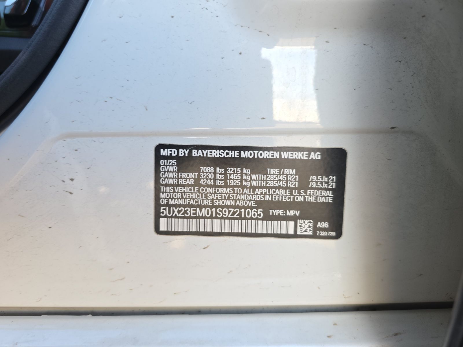 2025 BMW X7 xDrive40i AWD